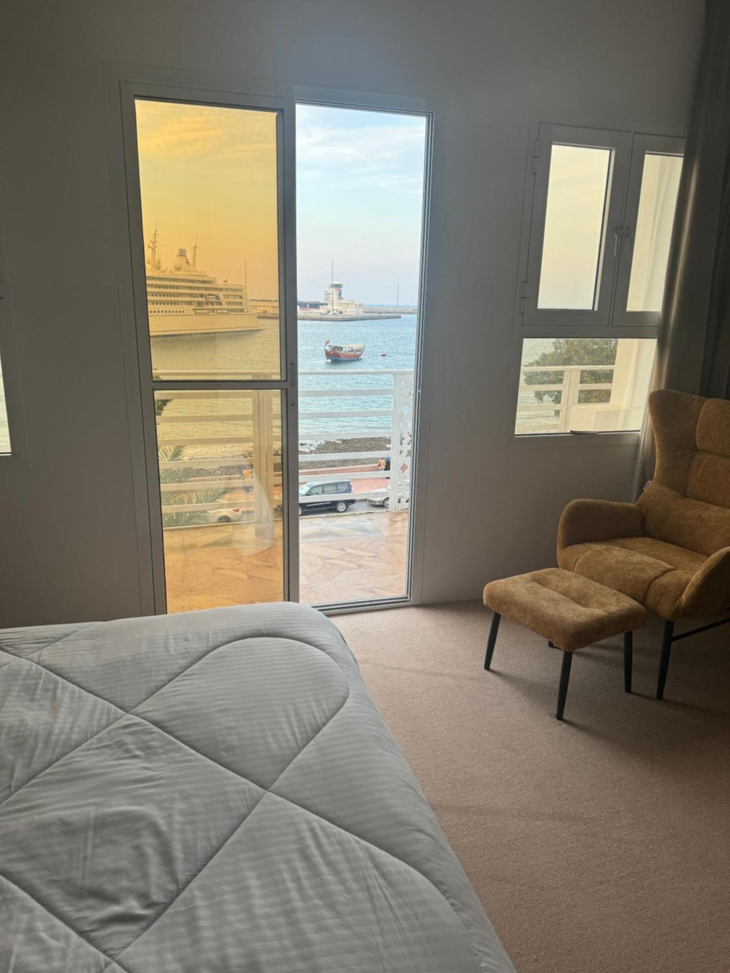 Muttrah Souq And Sea View Apartment มัสกัต ภายนอก รูปภาพ